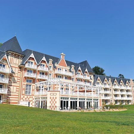B'O度假酒店及水疗中心 Bagnoles de l'Orne Normandie 外观 照片