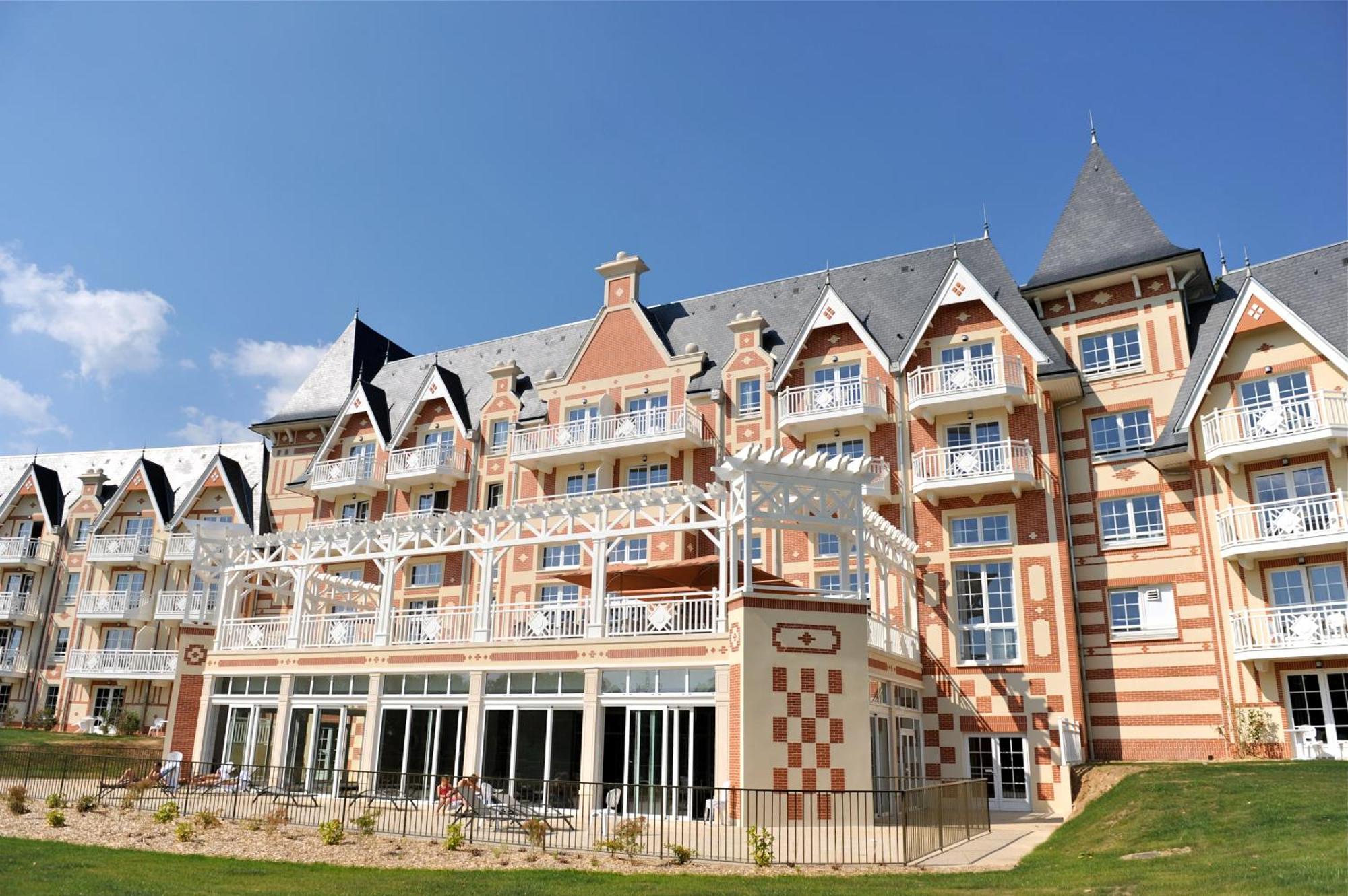 B'O度假酒店及水疗中心 Bagnoles de l'Orne Normandie 外观 照片